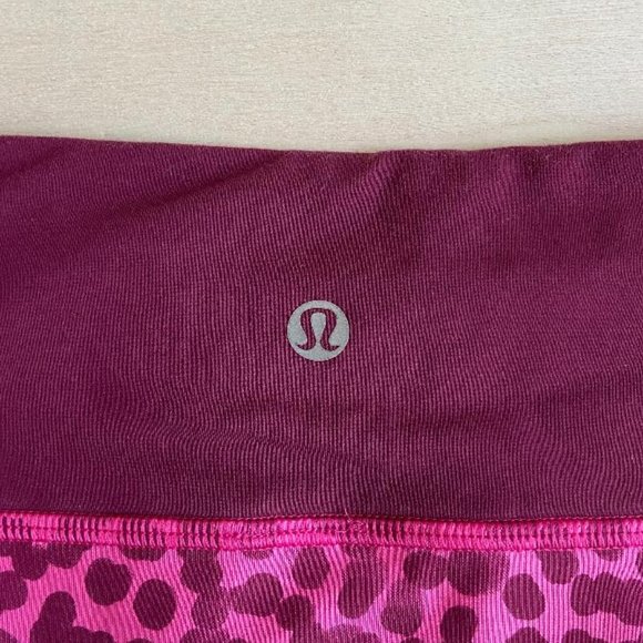 lululemon athletica Run: Top Speed Crop Pink Leopard Leggings - Picture 11 of 14